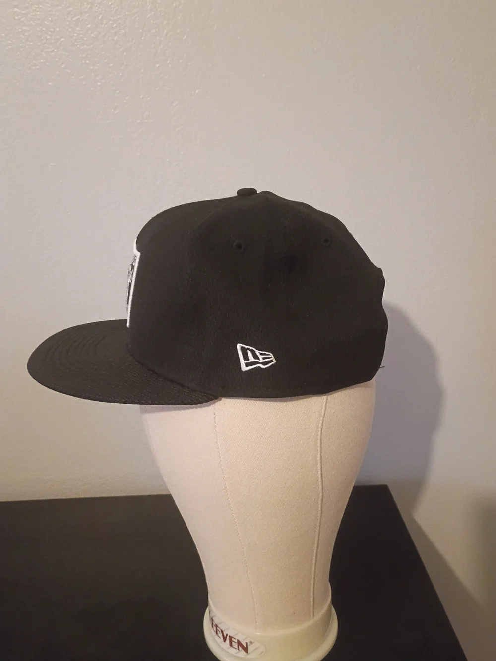 New Era Oakland Raiders Black Snapback Hat